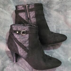 London Fog high heeled ankle boots sz 8.5